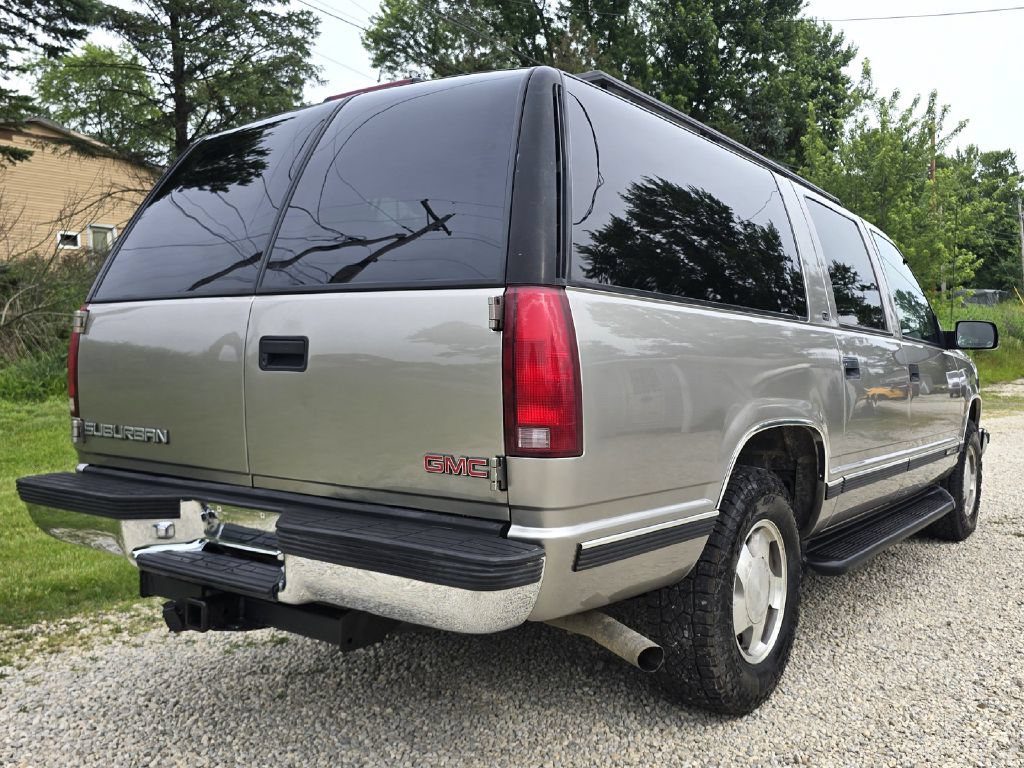 Used 1999 GMC Suburban 4WD w/ Marketing Opt Pkg 2 image 10