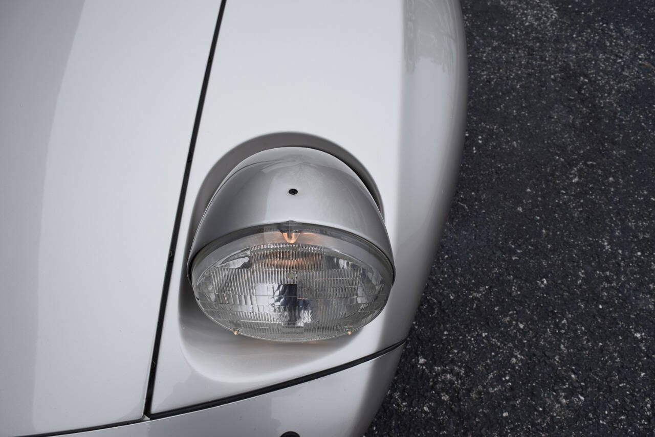 Used 1993 Porsche 928 GTS RWD image 14