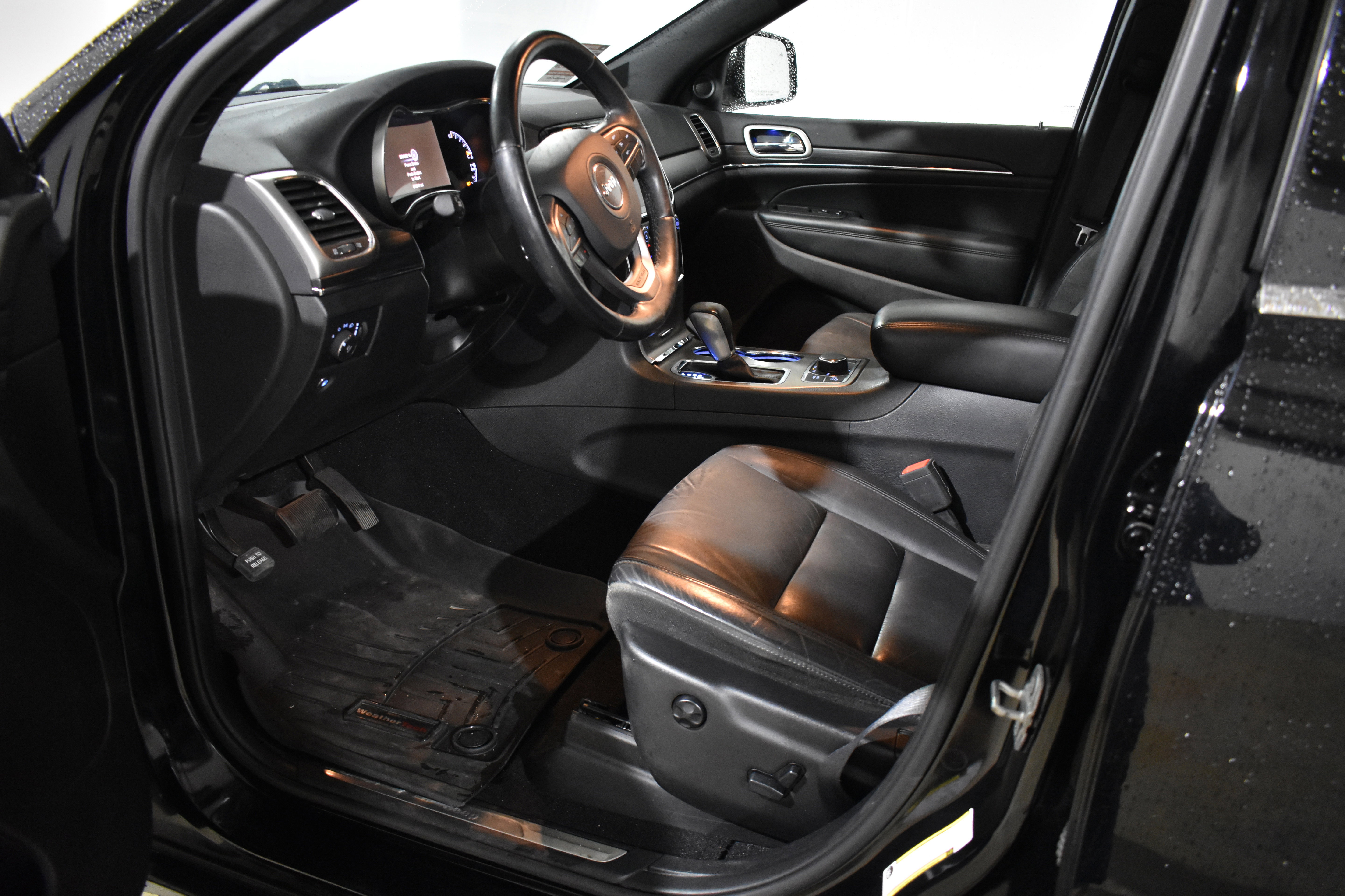 Used 2020 Jeep Grand Cherokee Limited w/ Trailer Tow Group IV image 12