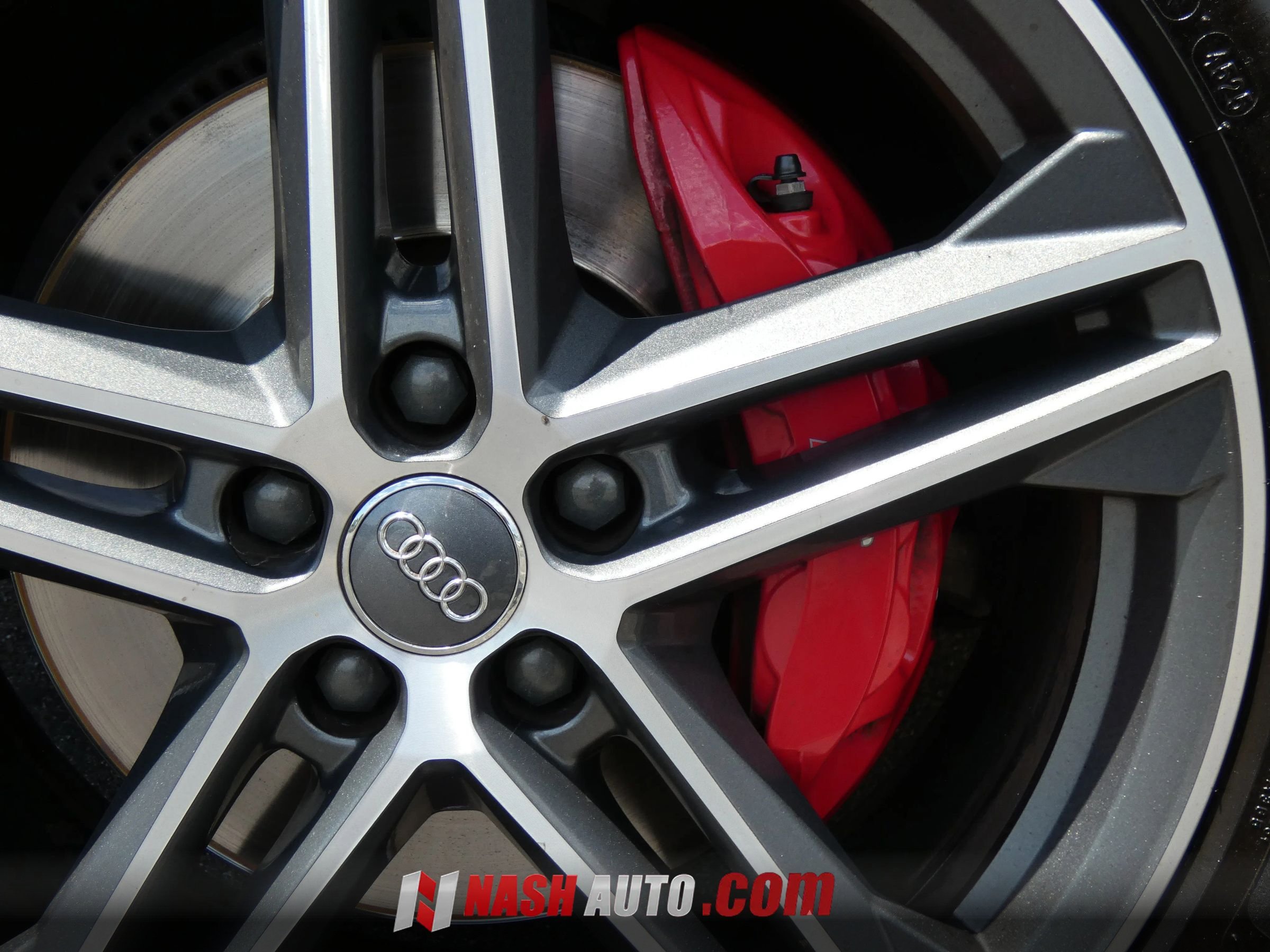 Used 2018 Audi SQ5 Premium Plus w/ S Sport Package AWD/4WD image 22