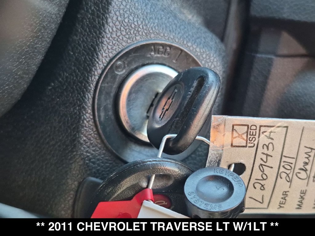 Used 2011 Chevrolet Traverse LT AWD/4WD image 33
