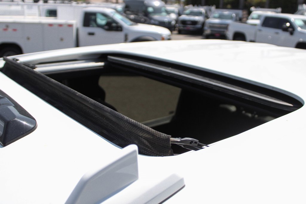 Used 2020 GMC Sierra 2500 AT4 image 5