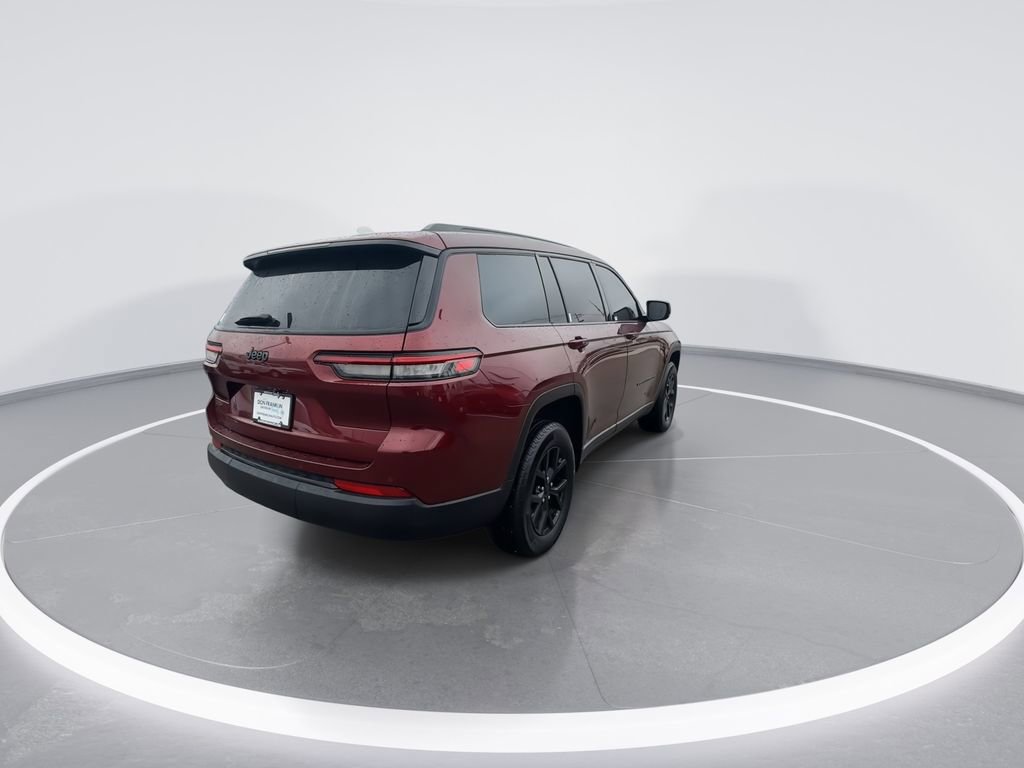 Used 2025 Jeep Grand Cherokee L Altitude AWD/4WD image 8