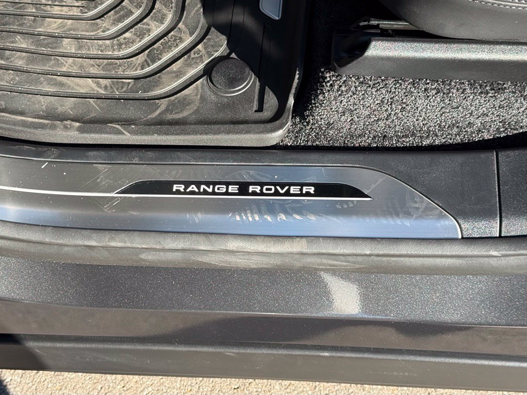 New 2027 Land Rover Range Rover SE AWD/4WD image 12