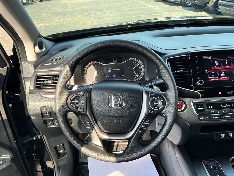 Used 2023 Honda Ridgeline Sport image 32