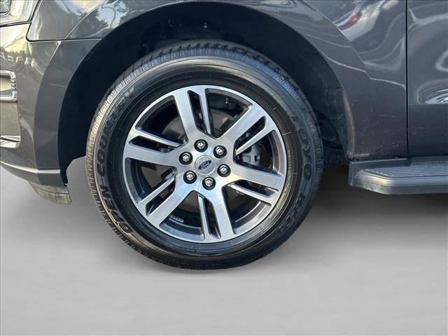 Used 2024 Ford Expedition Limited RWD image 30