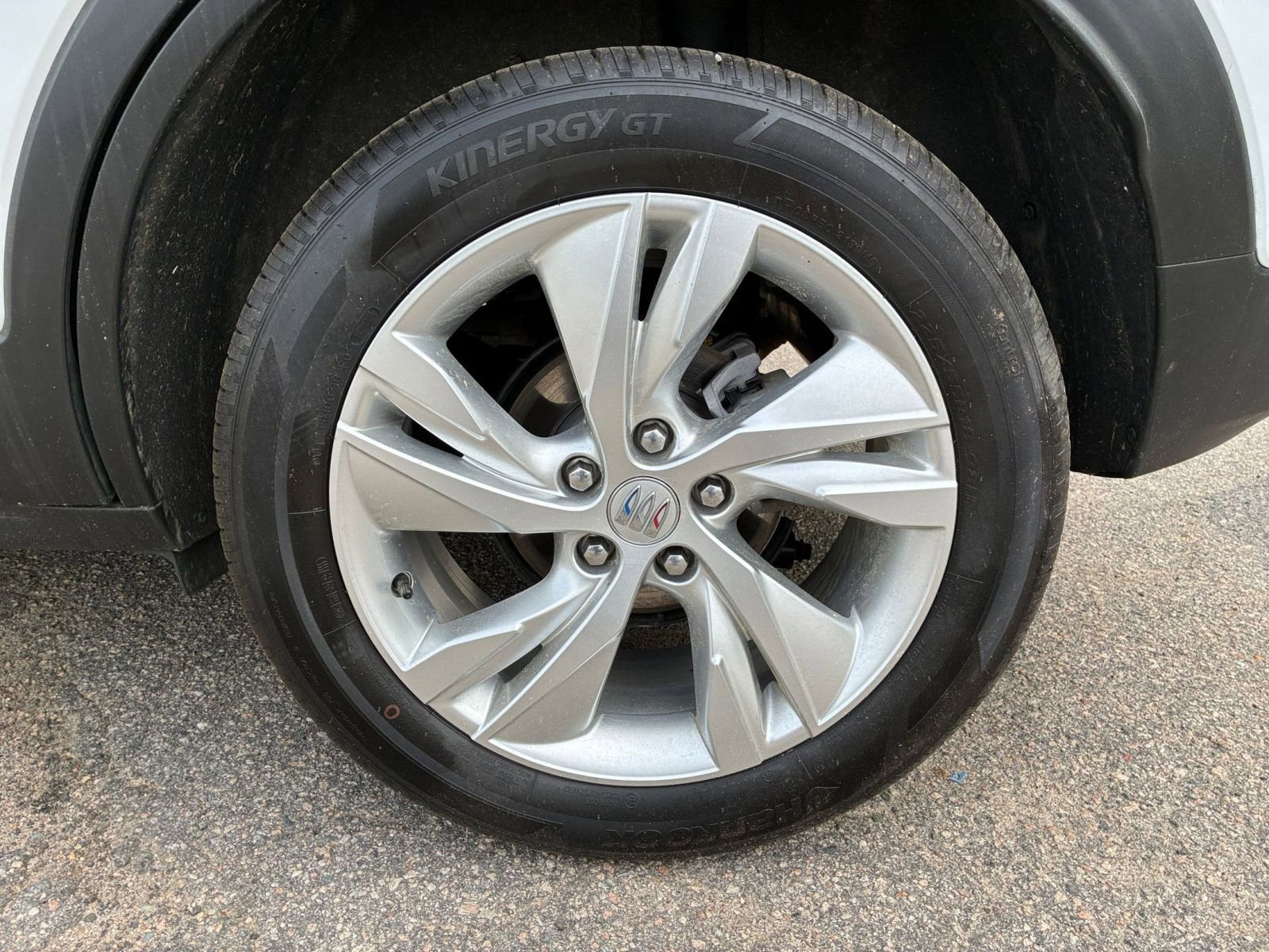 Used 2025 Buick Encore GX Preferred AWD/4WD image 28