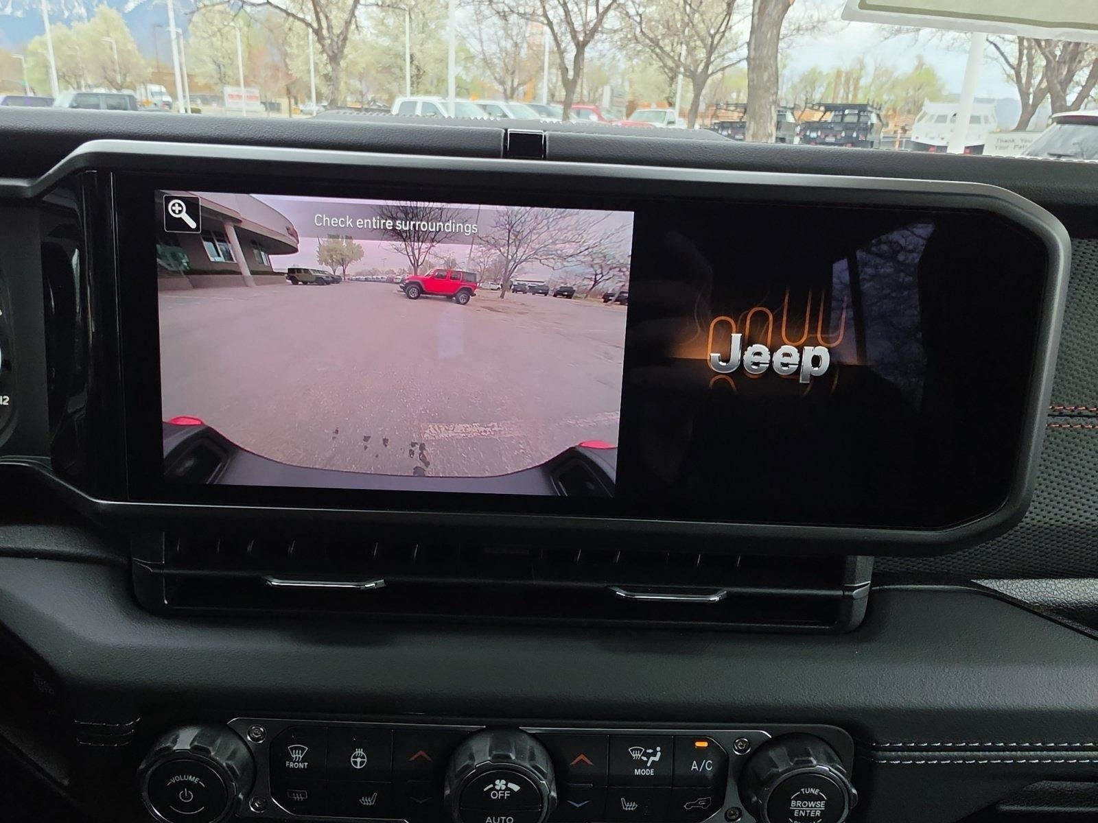 New 2026 Jeep Gladiator Rubicon w/ Steel Bumper Group AWD/4WD image 27