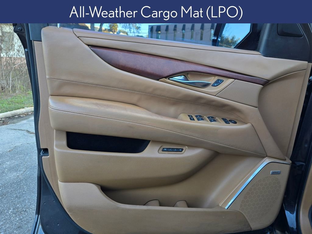 Used 2016 Cadillac Escalade Platinum image 23