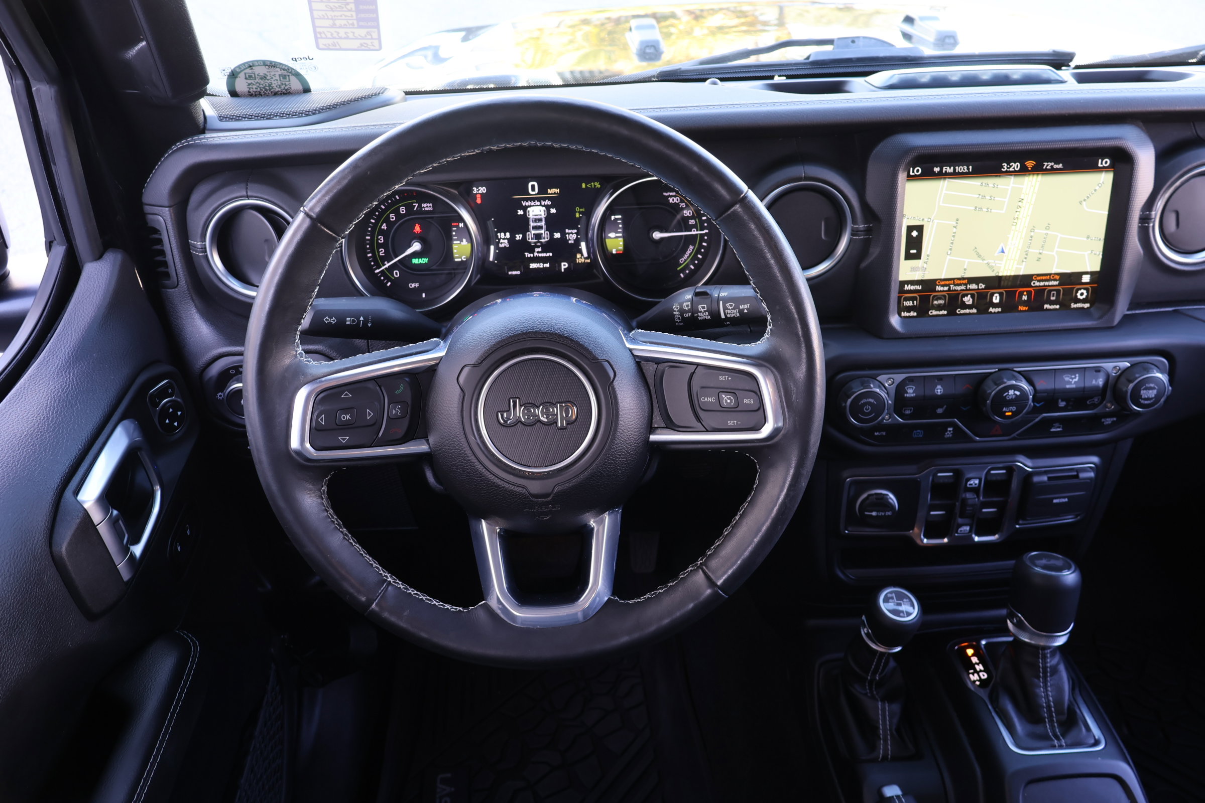 Used 2023 Jeep Wrangler Sahara w/ Cold Weather Group image 19