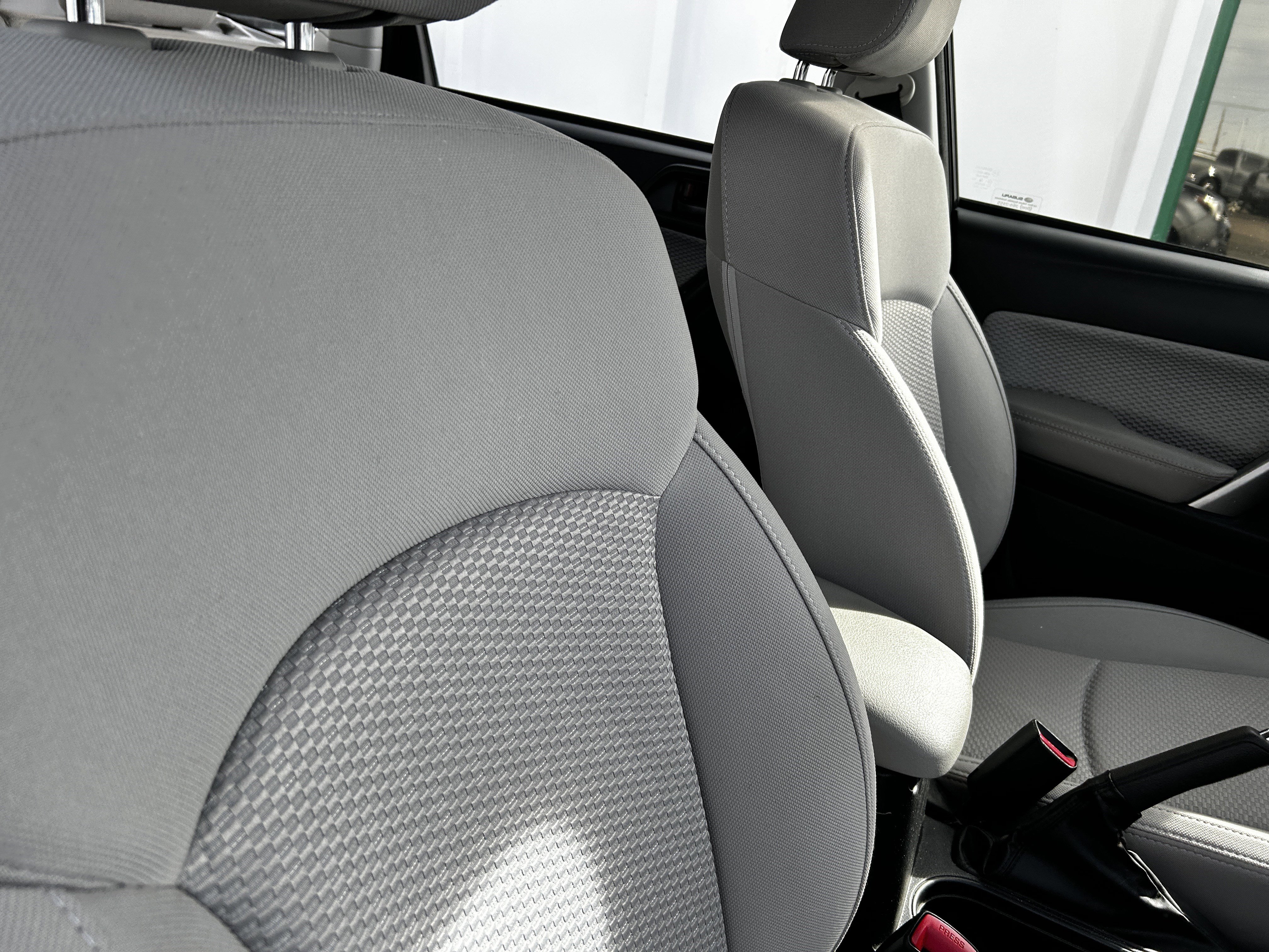 Used 2017 Subaru Forester 2.5i image 13