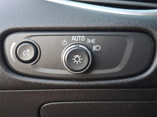 Used 2024 Chevrolet Malibu LT image 24