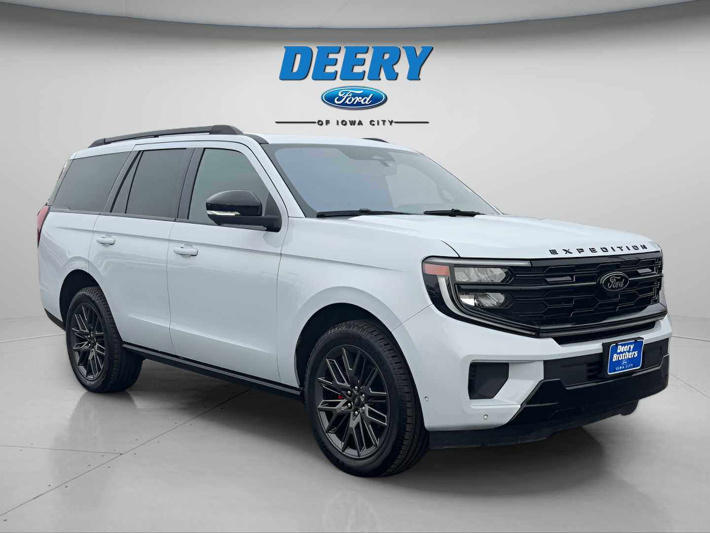 Used 2025 Ford Expedition Platinum w/ Stealth Performance Package image 1