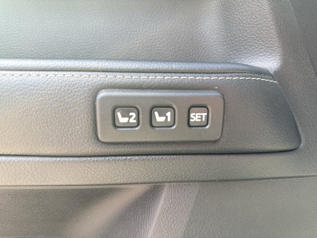 Used 2022 Toyota 4Runner Limited AWD/4WD image 15