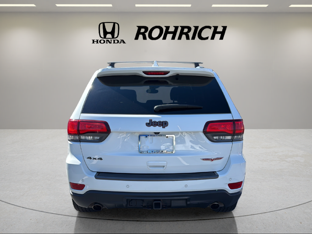 Used 2017 Jeep Grand Cherokee Trailhawk AWD/4WD image 7