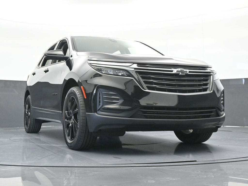 Used 2024 Chevrolet Equinox LS w/ Midnight Edition FWD image 57