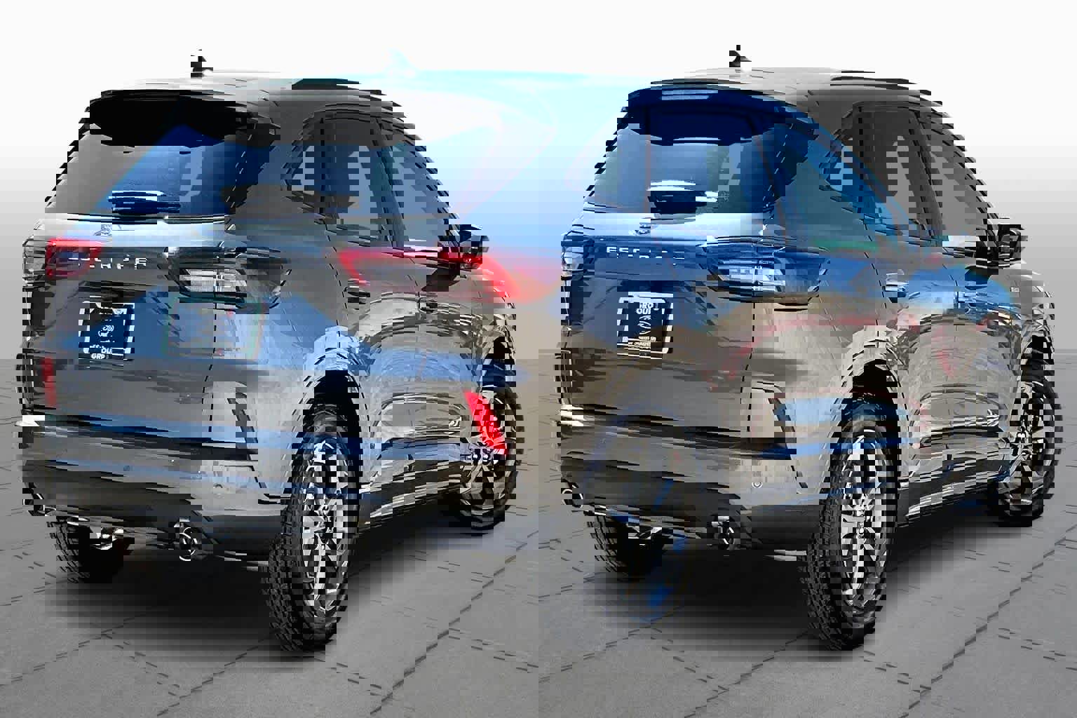 Certified 2023 Ford Escape ST-Line w/ Tech Pack #1 image 13