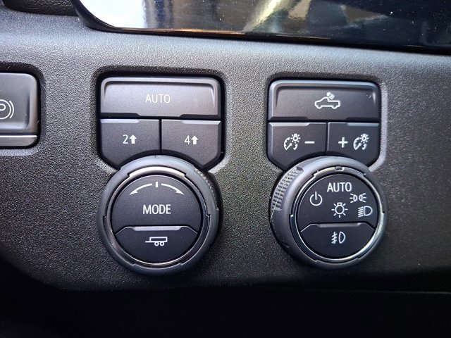 Used 2022 Chevrolet Silverado 1500 RST w/ Convenience Package II image 25