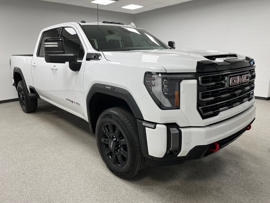 Used 2024 GMC Sierra 2500 AT4 w/ AT4 Preferred Package AWD/4WD image 2