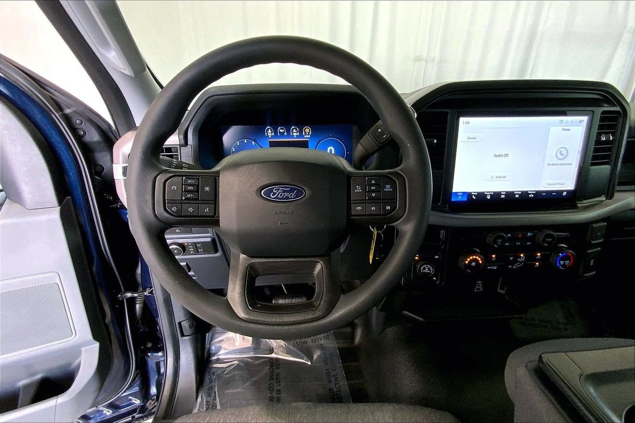 Used 2025 Ford F150 XL w/ Equipment Group 103A High AWD/4WD image 4