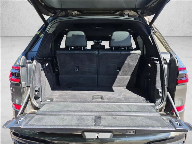 Certified 2024 BMW X7 xDrive40i w/ M Sport Package AWD/4WD image 6