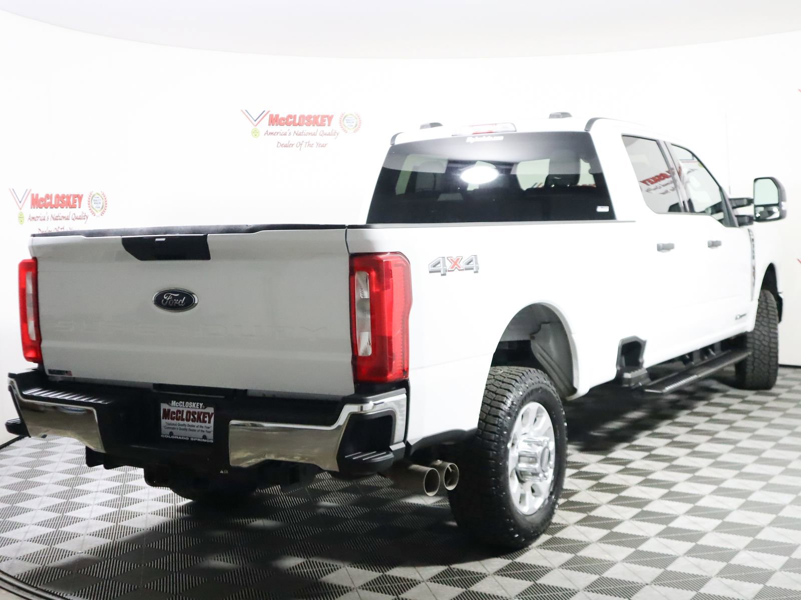 Used 2024 Ford F350 XLT image 6