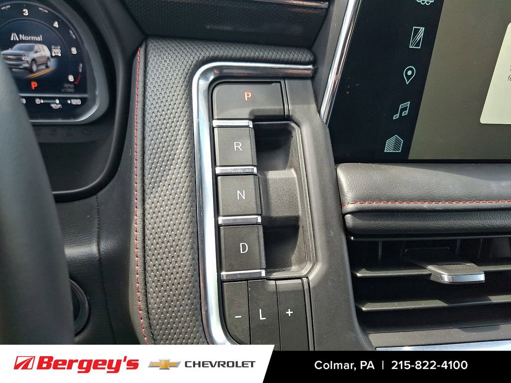 Certified 2023 Chevrolet Suburban RST w/ Luxury Package AWD/4WD image 19