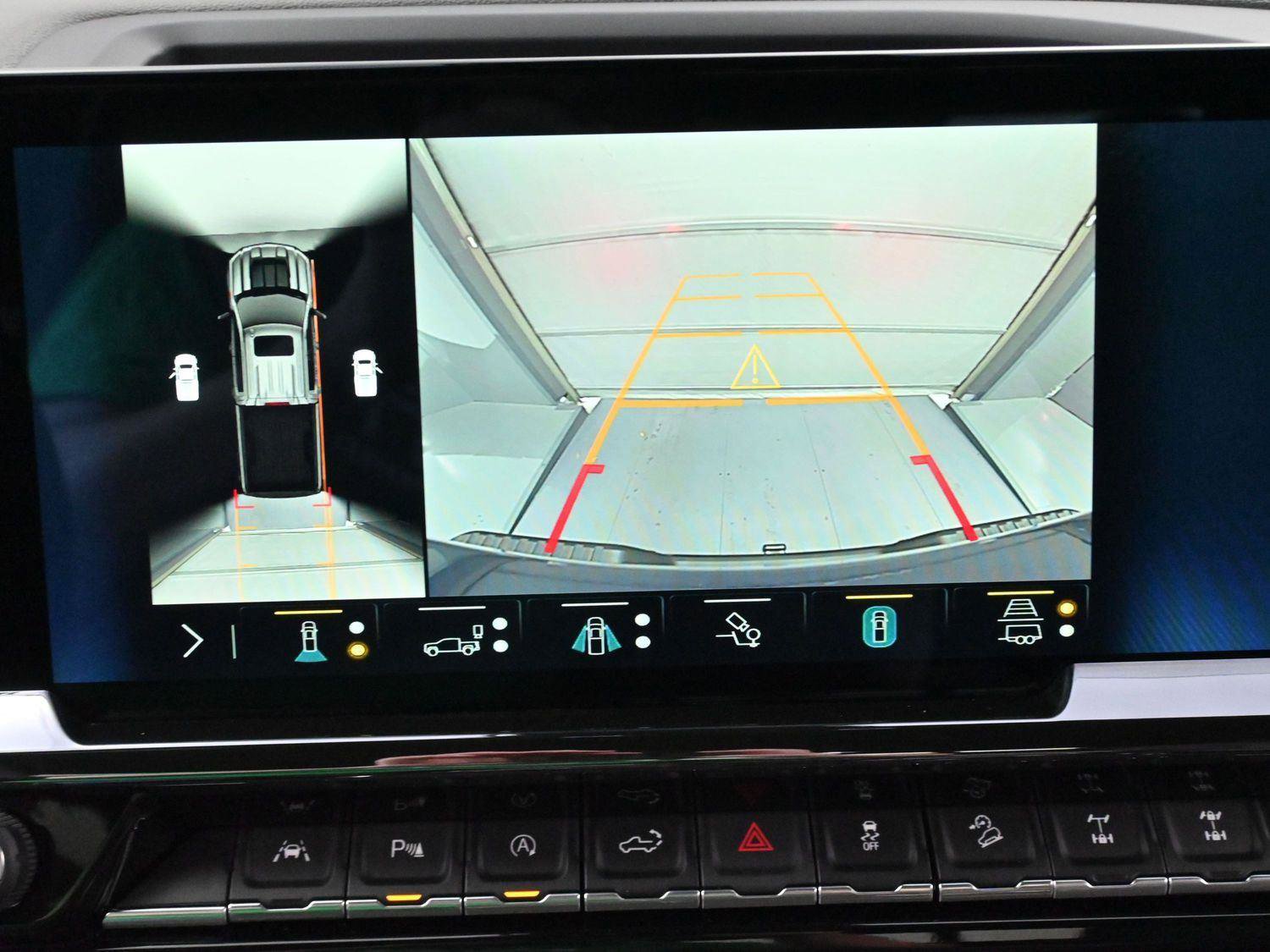 Used 2023 Chevrolet Silverado 1500 ZR2 w/ Technology Package image 23