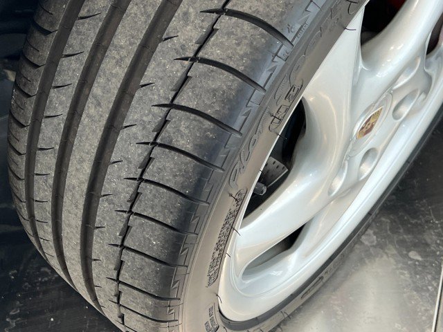 Used 2002 Porsche Boxster S image 34