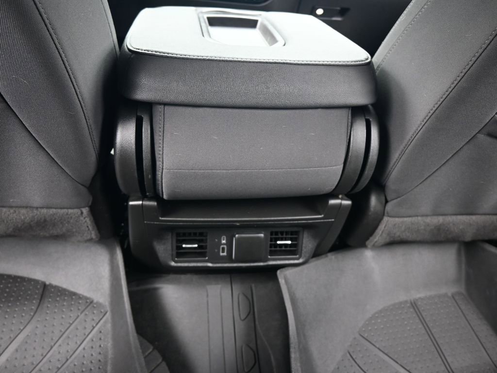 Used 2023 Chevrolet Silverado 1500 LT image 37
