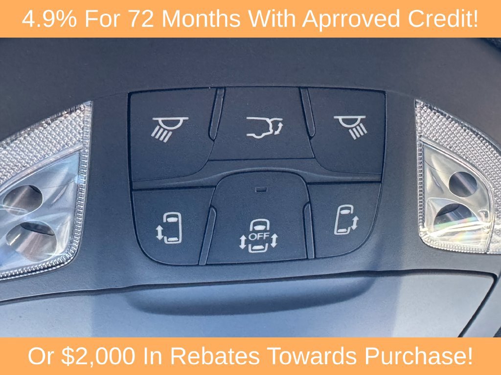 New 2027 Chrysler Pacifica Limited FWD image 26