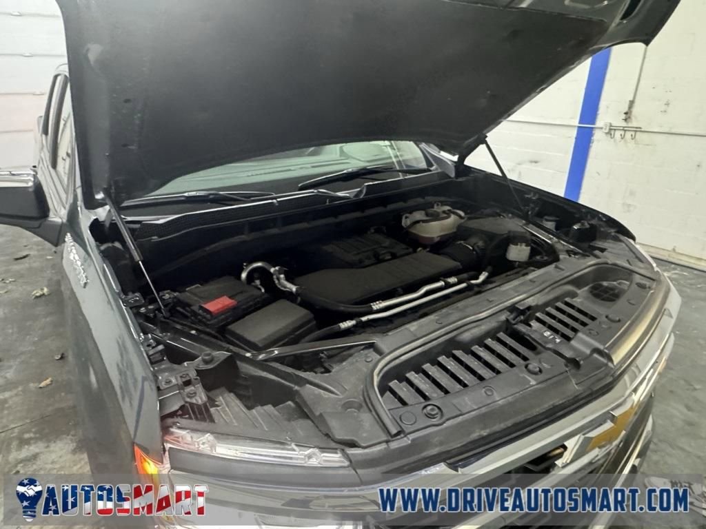 Used 2025 Chevrolet Silverado 1500 LT image 32