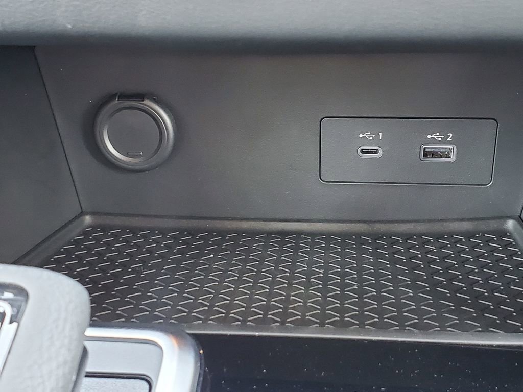 New 2025 Nissan Pathfinder SV image 32