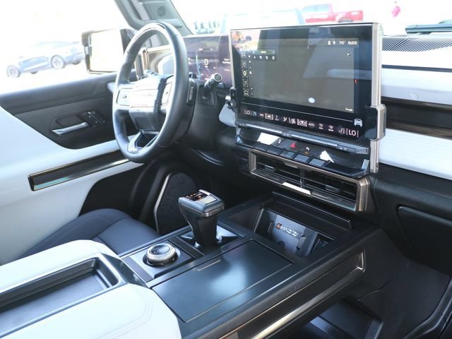 Used 2024 GMC Hummer EV 3X AWD/4WD image 14