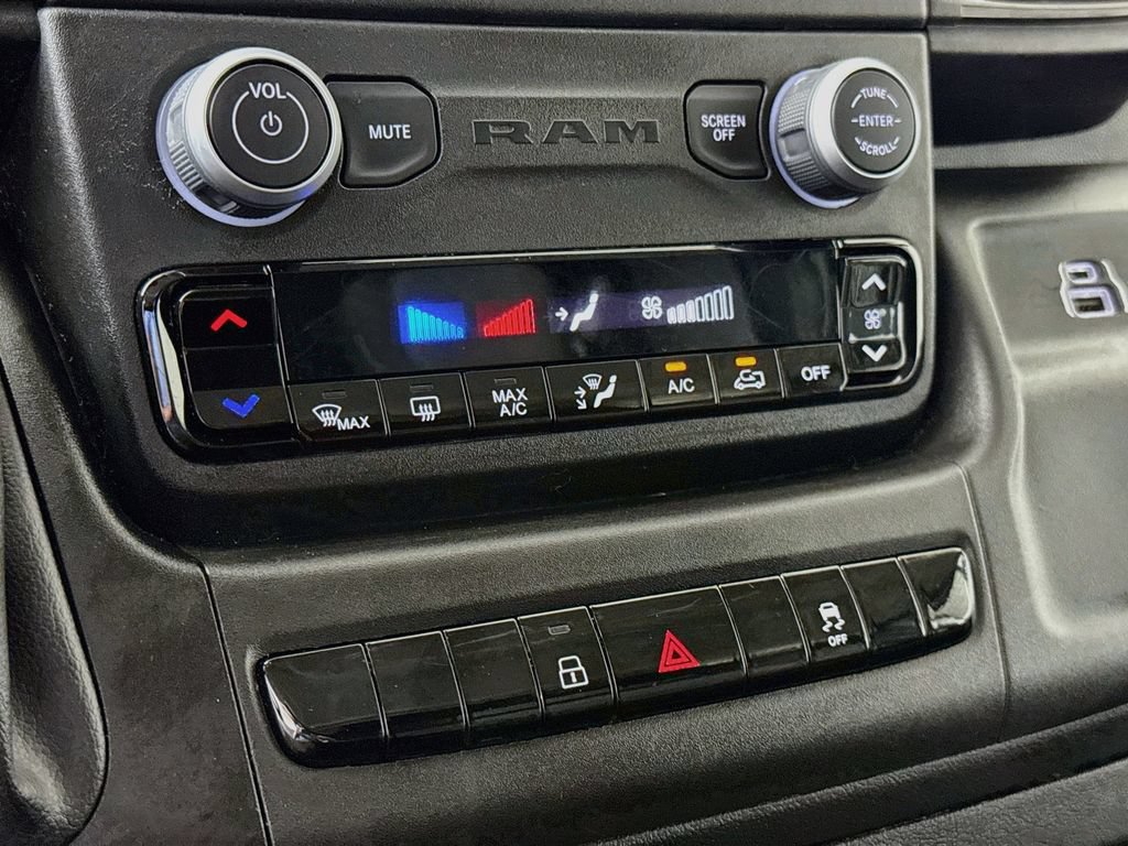 Used 2025 RAM ProMaster 2500 w/ U-Haul Equipment Group FWD image 7