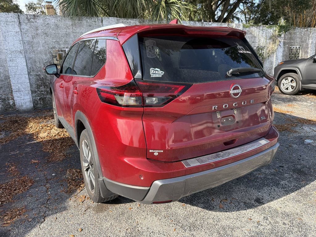 Used 2024 Nissan Rogue SL w/ SL Premium Package FWD image 8