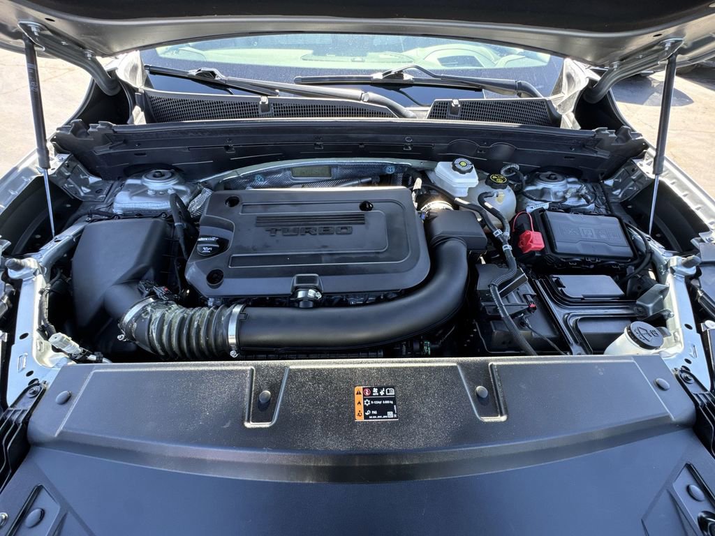 Used 2023 Buick Envision Avenir AWD/4WD image 26