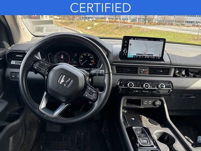 Used 2024 Honda Pilot Touring image 16