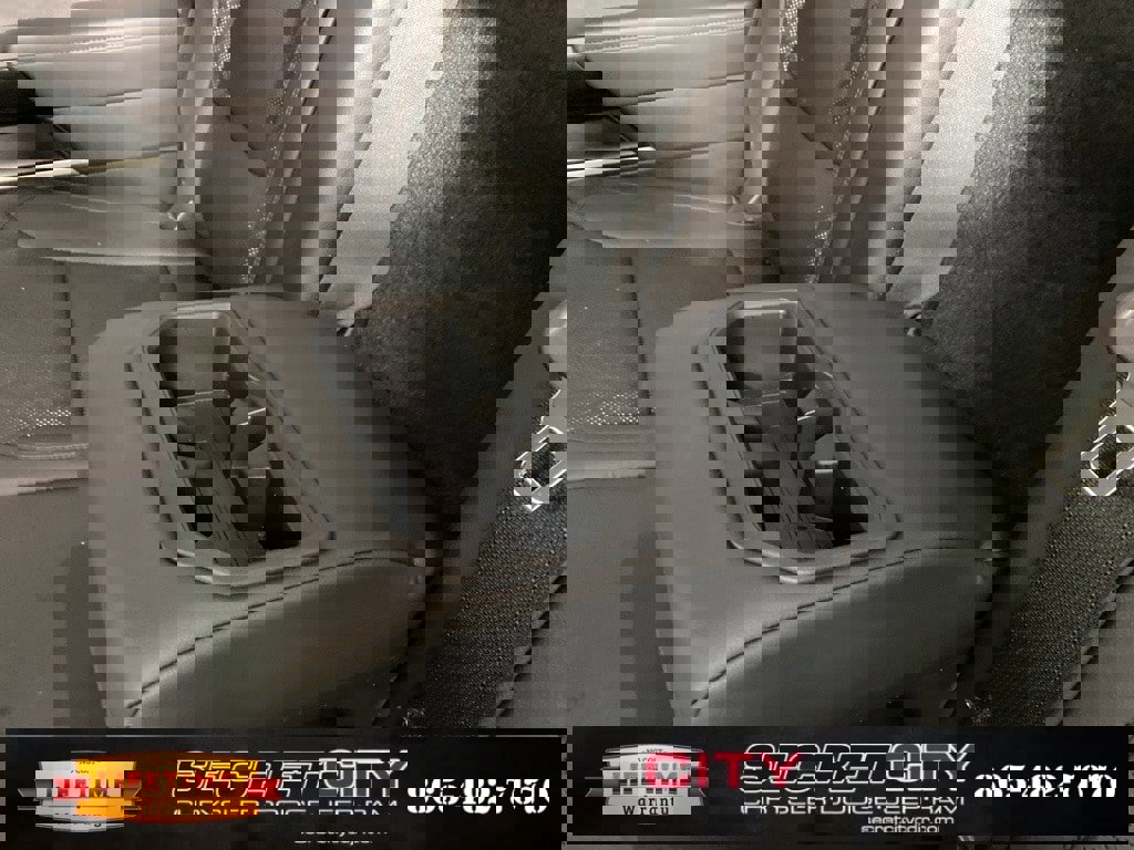 Used 2024 Toyota Tundra Limited image 30