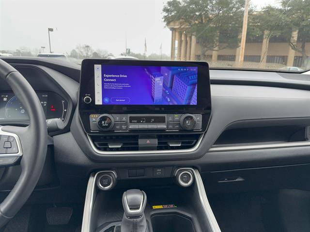 Used 2025 Toyota Grand Highlander XLE image 13