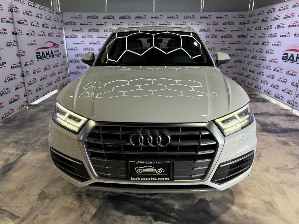Used 2020 Audi Q5 2.0T Premium Plus w/ Premium Plus Package AWD/4WD image 5