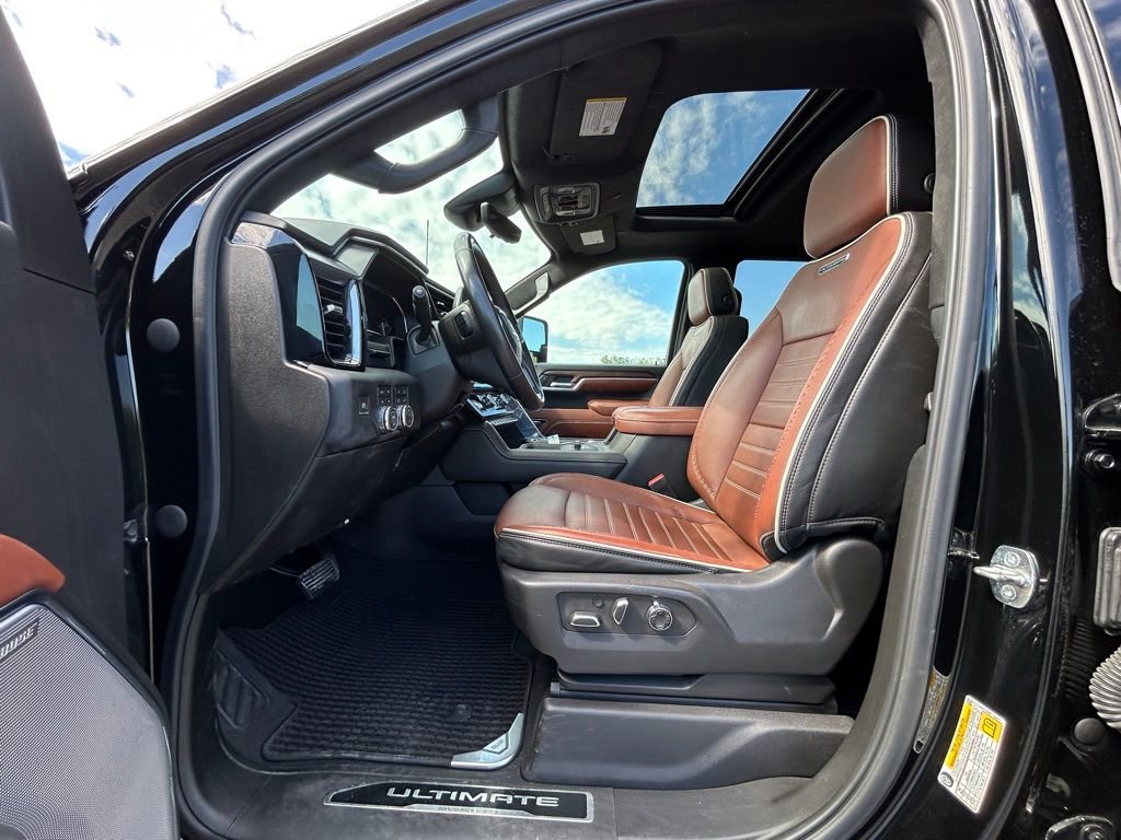 Used 2024 GMC Sierra 2500 Denali Ultimate AWD/4WD image 2