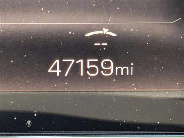 Used 2025 GMC Yukon Denali w/ Sun & Power Step Package AWD/4WD image 13