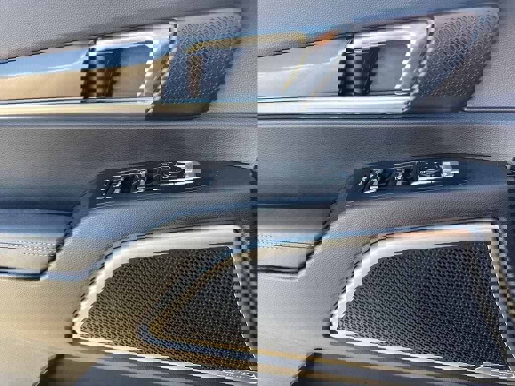 Used 2023 Kia Telluride S w/ S Sunroof Package image 25