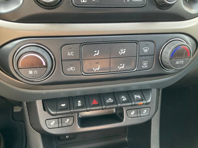 Used 2022 Chevrolet Colorado Z71 AWD/4WD image 28