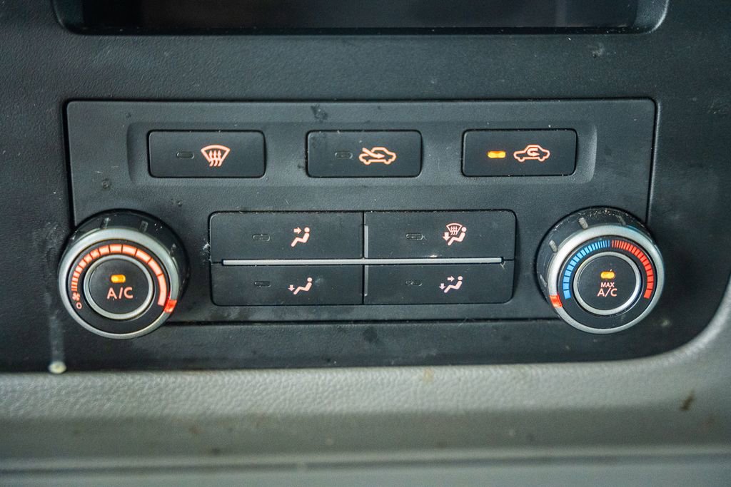 Used 2018 Nissan NV 2500 SV w/ Navigation Package image 18