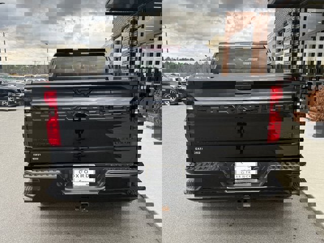 Used 2026 Chevrolet Silverado 1500 Custom w/ Turbomax Blackout Package image 5