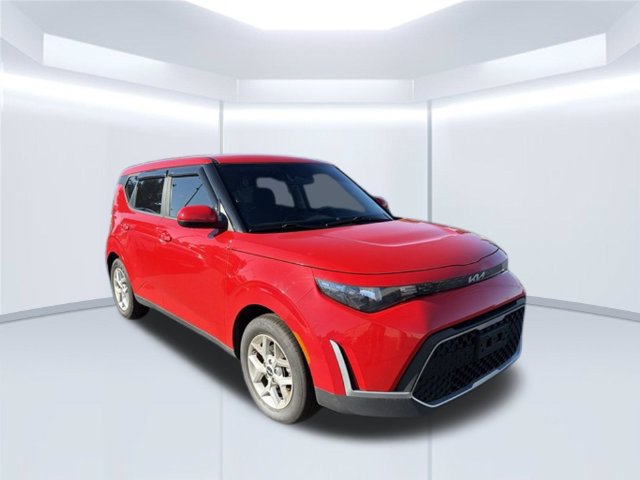 Certified 2024 Kia Soul LX w/ LX Technology Package FWD image 36