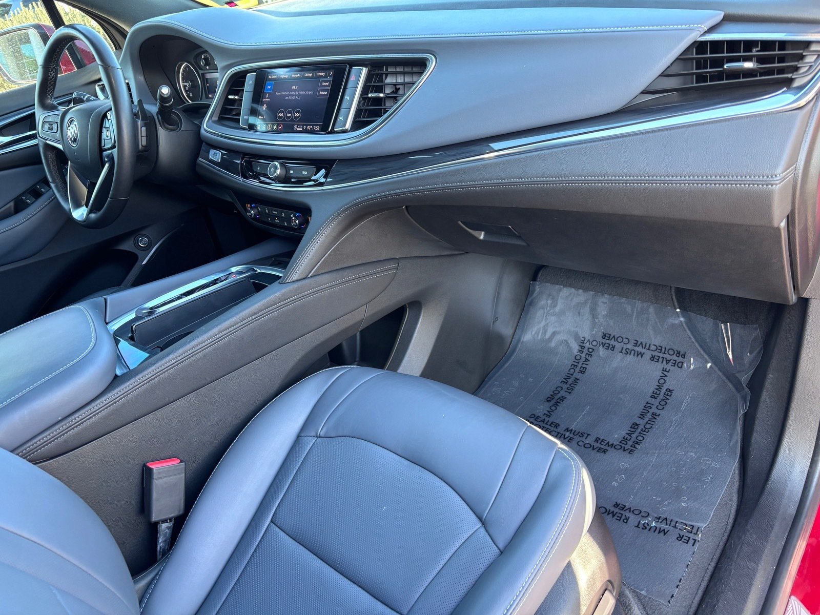 Used 2023 Buick Enclave Essence w/ Experience Buick Package FWD image 10
