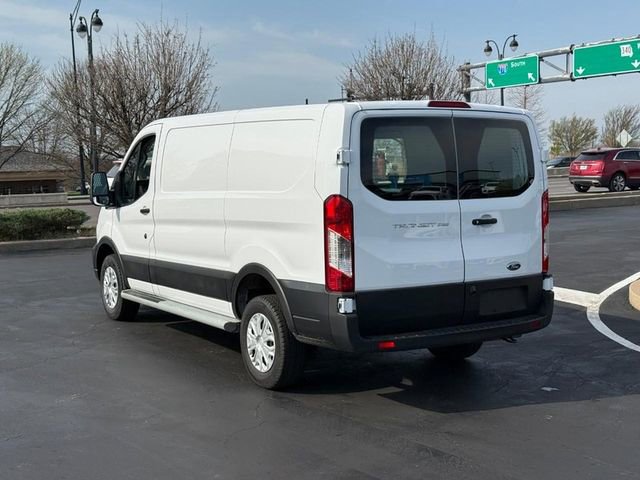 Used 2024 Ford Transit 250 Low Roof w/ Exterior Upgrade Package video 3